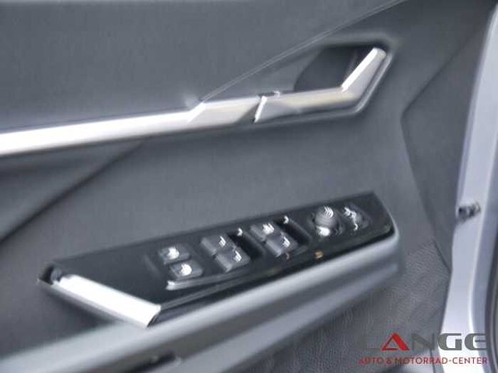 SsangYong Torres 1.5 Amber 2WD Klimaautom Temp Tel.-Vorb. PDC Regensensor Alu BT eFH 1.5 Amber 2WD Klimaautom Temp Tel.-Vorb. PDC Regensensor Alu BT eFH