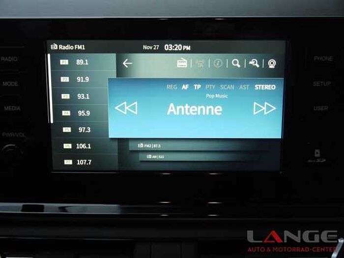 SsangYong Torres 1.5 Amber 2WD Klimaautom Temp Tel.-Vorb. PDC Regensensor Alu BT eFH 1.5 Amber 2WD Klimaautom Temp Tel.-Vorb. PDC Regensensor Alu BT eFH