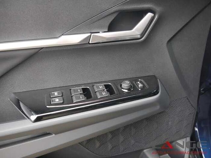 SsangYong Torres Petrol 1.5 2WD 6AT Quartz Navi Klimaautom SHZ Temp Tel. -Vorb. PDC Regense Petrol 1.5 2WD 6AT Quartz Navi Klimaautom SHZ Temp Tel. -Vorb. PDC Regensensor