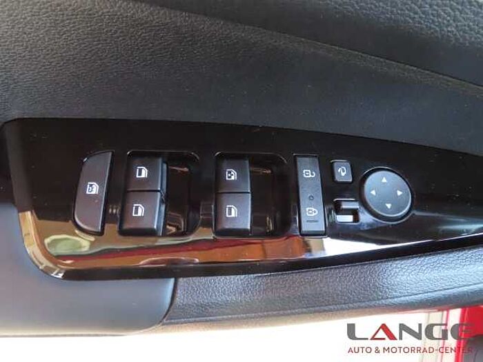 Kia Sportage 1.6T PHEV VIS KOM Allrad Navi digitales Cockpit LED ACC Apple CarPlay 1.6T PHEV VIS KOM Allrad Navi digitales Cockpit LED ACC Apple CarPlay