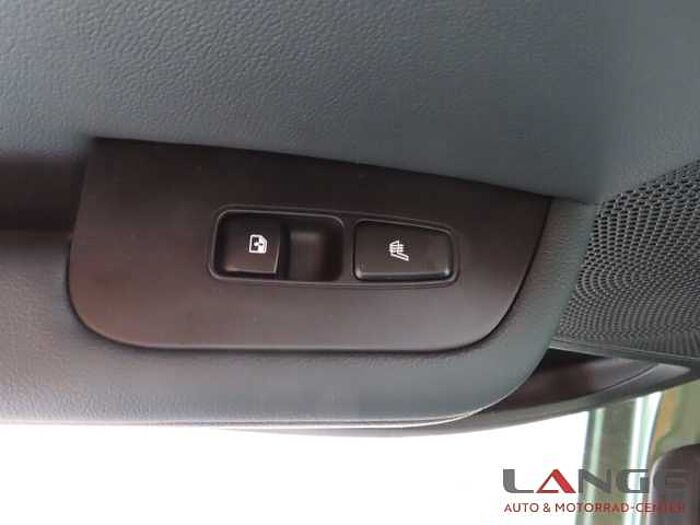 Kia Cee'd 1.5T 140 DCT7 SPI TEC LED Navi Klimaautom SHZ Temp Tel.-Vorb. PDC Regensen Ceed