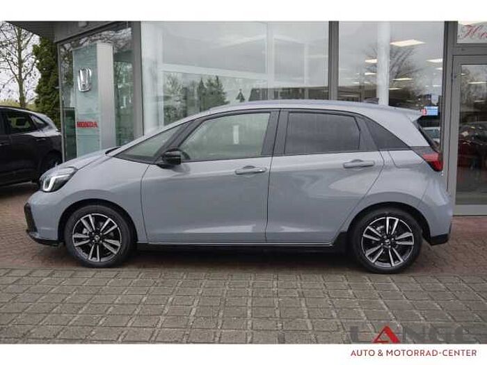 Honda Jazz 1.5 i-MMD Hybrid Advance Sport SHZ Temp Tel.-Vorb. PDC Regensensor Alu BT L 1.5 i-MMD Hybrid Advance Sport SHZ Temp Tel.-Vorb. PDC Regensensor Alu BT Lichts