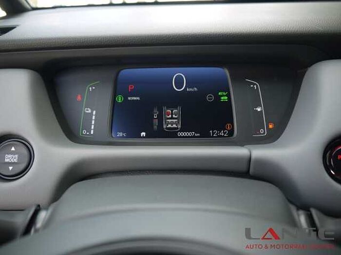 Honda Jazz 1.5 i-MMD Hybrid Advance Sport SHZ Temp Tel.-Vorb. PDC Regensensor Alu BT L 1.5 i-MMD Hybrid Advance Sport SHZ Temp Tel.-Vorb. PDC Regensensor Alu BT Lichts