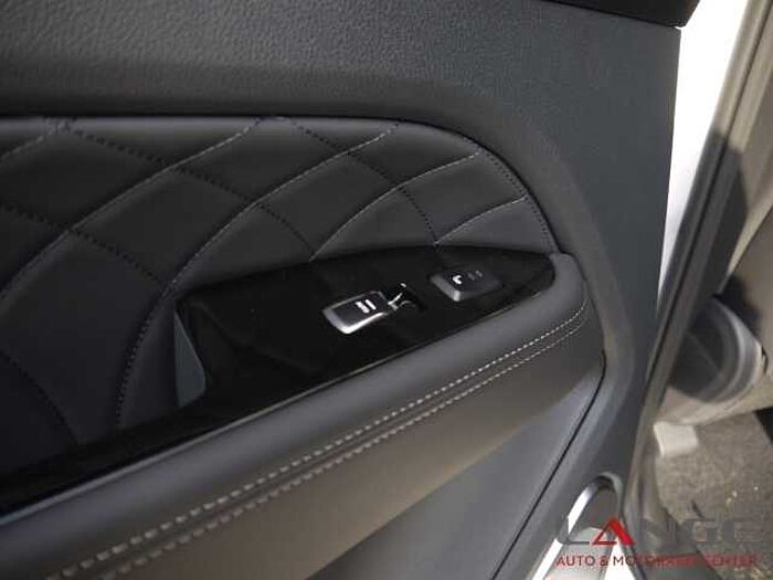 SsangYong REXTON Rexton Sapphire 2.2 D 8AT 4WD Facelift Elegance Allrad Navi Klimaautom SH Rexton Sapphire 2.2 D 8AT 4WD Facelift Elegance Allrad Navi Klimaautom SHZ