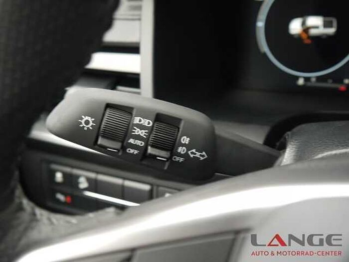 SsangYong MUSSO Musso Grand Black Line 4WD Allrad Navi Xenon Klimaautom SD SHZ Temp Tel.-V Musso Grand Black Line 4WD Allrad Navi Xenon Klimaautom SD SHZ Temp Tel.-Vorb.