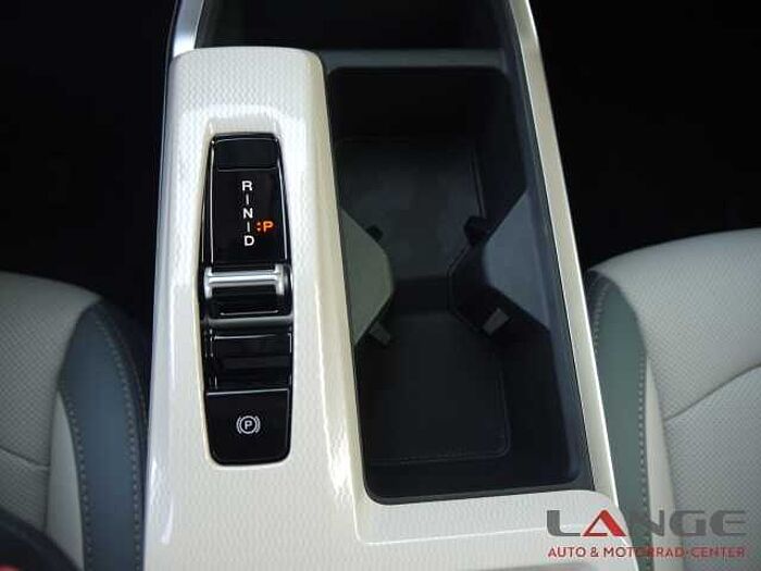 SsangYong Torres EVX 152kW Titanium Navi Leder digitales Cockpit 360 Kamera Klimasitze 152kW Titanium Navi Leder digitales Cockpit 360 Kamera Klimasitze