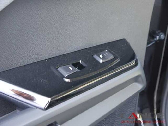 SsangYong Torres EVX 152kW Titanium Navi Leder digitales Cockpit 360 Kamera Klimasitze 152kW Titanium Navi Leder digitales Cockpit 360 Kamera Klimasitze