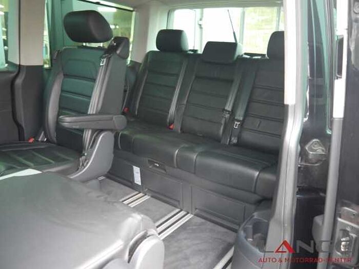 Volkswagen Transporter T6 2.0 TDI Bus Multivan Highline 4Motion AHK-abnehmbar Navi Leder T6 2.0 TDI Bus Multivan Highline 4Motion AHK-abnehmbar Navi Leder