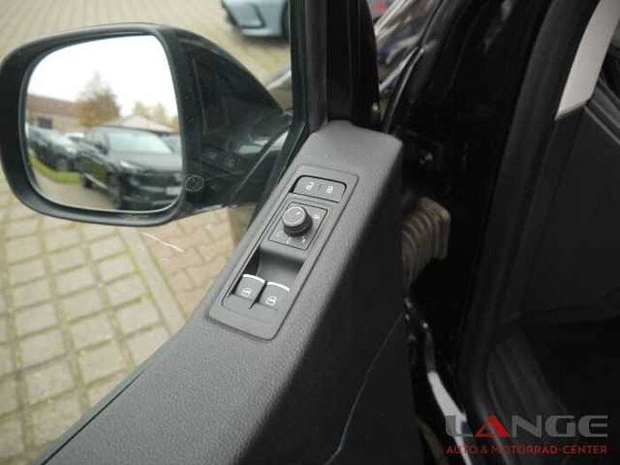 Volkswagen Transporter T6 2.0 TDI Bus Multivan Highline 4Motion AHK-abnehmbar Navi Leder T6 2.0 TDI Bus Multivan Highline 4Motion AHK-abnehmbar Navi Leder