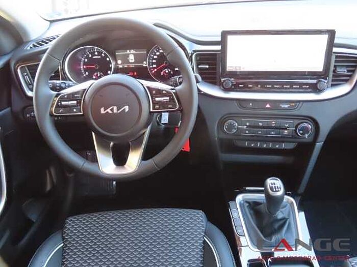 Kia XCee'd 1.0T 100 VIS STD Navi SHZ Temp Tel.-Vorb. PDC Alu Klima BT eFH NSW Tagfa XCeed