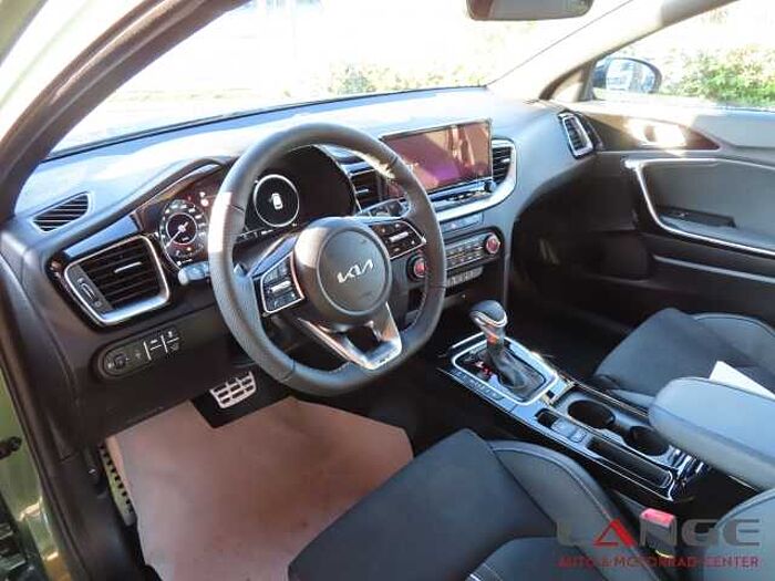 Kia Cee'd_sw 1.5T 140 DCT7 GTL TEC LED Navi Leder digitales Cockpit Soundsystem JBL Ceed_sw