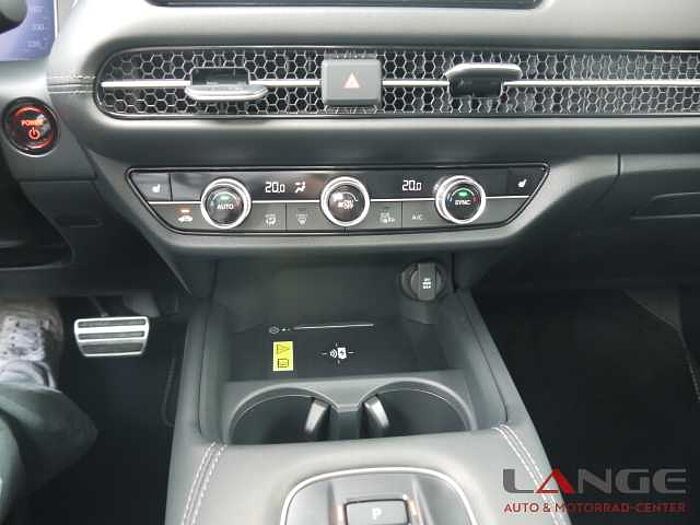 Honda ZR-V EU6d 2.0 e HEV Advance HUD El. Panodach Navi Leder digitales Cockpit Memory EU6d 2.0 e HEV Advance HUD El. Panodach Navi Leder digitales Cockpit Memory Sitz