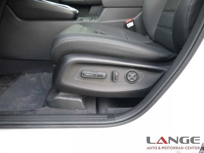 Honda CR-V i-MMD HYBRID EU6d 2.0 e HEV Elegance AWD El. Panodach Navi digitales Cockpi i-MMD HYBRID EU6d 2.0 e HEV Elegance AWD El. Panodach Navi digitales Cockpit LED