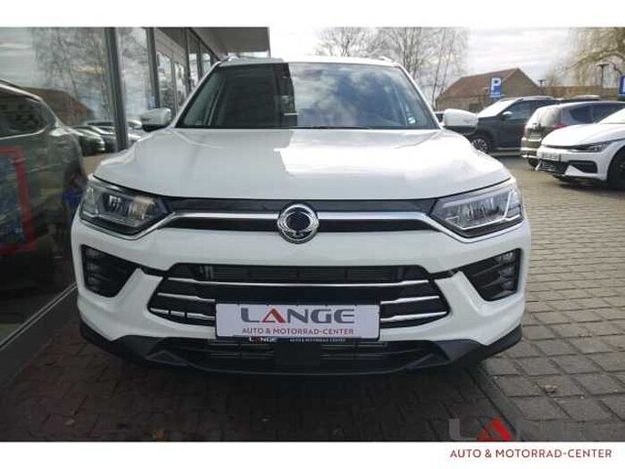 SsangYong Korando Bliss 1.5 AT Navi SHZ Temp Tel.-Vorb. PDC Regensensor Alu Klima BT eFH N