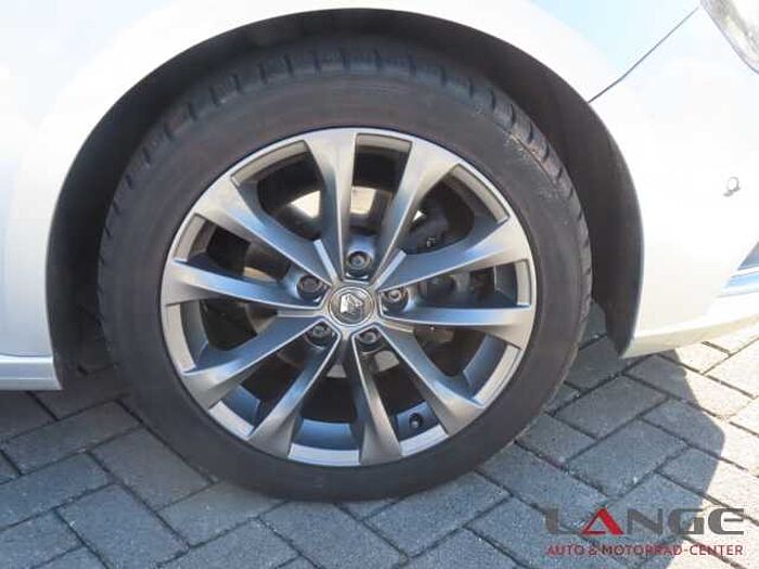 Renault Megane TCe 130 Energy 1.2 IV Grandtour Symphony HUD Navi Leder Digitales Cockpit