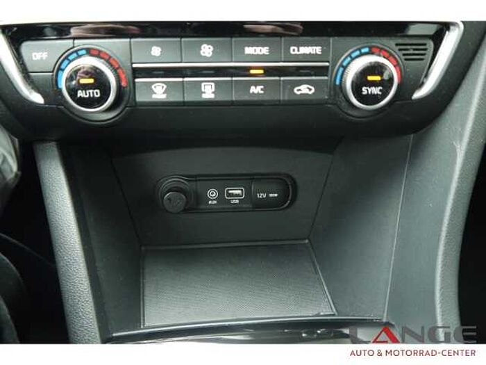 Kia Optima 2.0 CVVT EU6d-T Sportswagon Vision Anhängerkupplung Navi Mehrzonenklima S