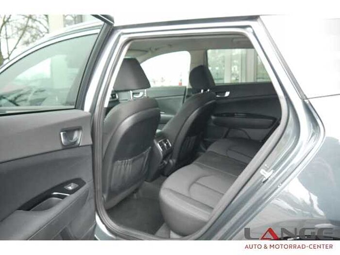 Kia Optima 2.0 CVVT EU6d-T Sportswagon Vision Anhängerkupplung Navi Mehrzonenklima S