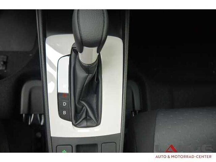 Honda Jazz i-MMD EU6e Hybrid 1.5 Elegance Navi LED ACC Apple CarPlay Android Auto Klim