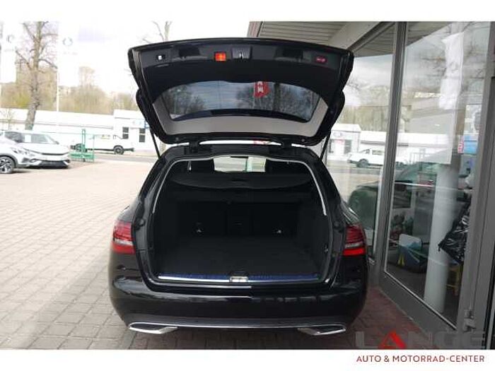 Mercedes-Benz C 200 EU6d- -Klasse T-Modell T (205.277) MULTIBEAM AHK-klappbar El. Panodach