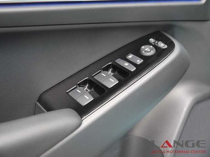 Honda e:Ny1 e Ny1 Basis HUD Navi Digitales Cockpit LED ACC El. Heckklappe Apple CarPla