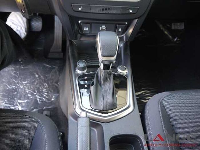 KGM Tivoli 1.5 T-GDi 120kW Nomad Navi SHZ Temp Tel. -Vorb. PDC Regensensor Alu Klima