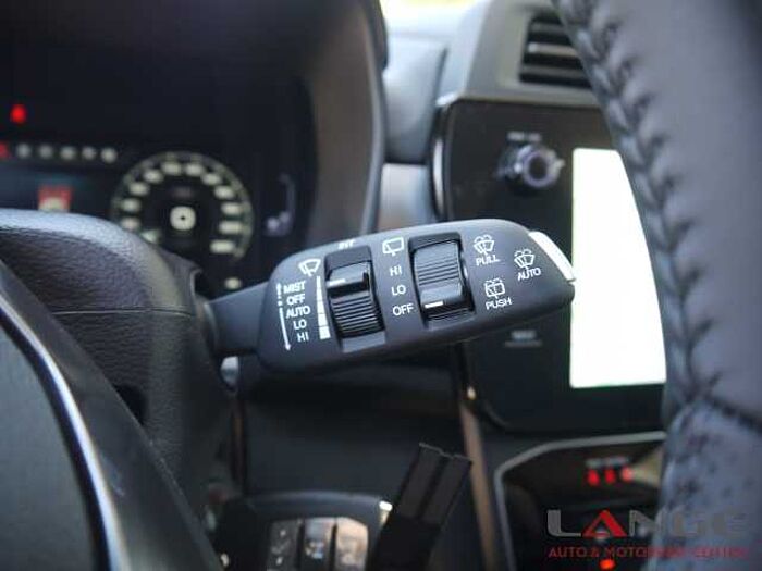 KGM Tivoli 1.5 T-GDi 120kW Nomad Navi SHZ Temp Tel. -Vorb. PDC Regensensor Alu Klima