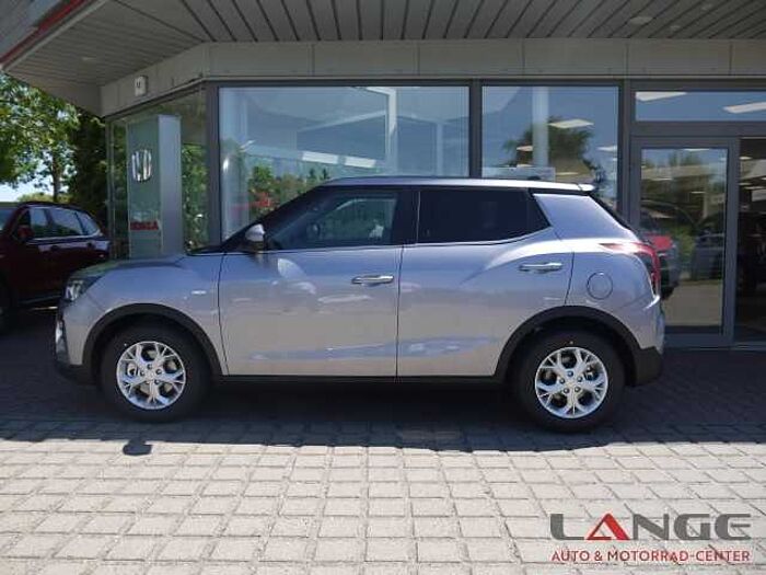 KGM Tivoli 1.5 T-GDi 120kW Nomad Navi SHZ Temp Tel. -Vorb. PDC Regensensor Alu Klima