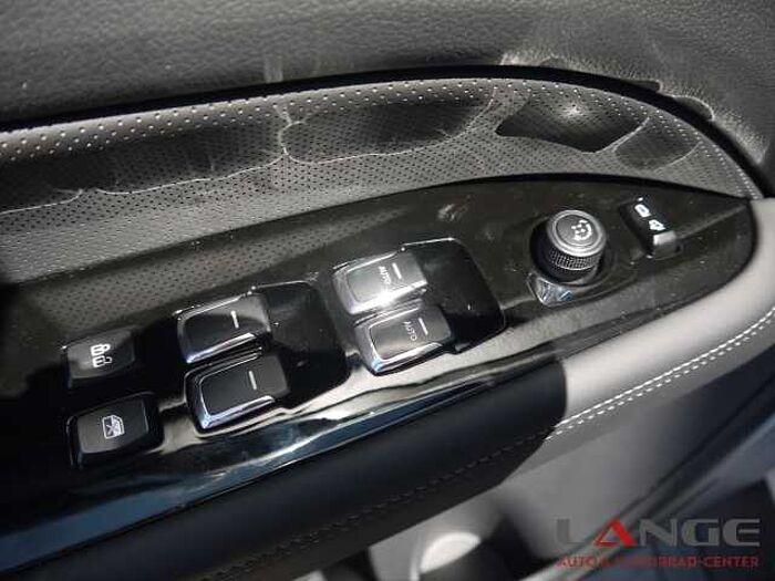 KGM Rexton 2.2 e-XDi 148kW AWD Black Navi Klimaautom SD SHZ Tel. -Vorb. PDC Regensens