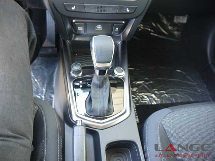 KGM Tivoli 1.5 T-GDi Nomad Navi SHZ Temp Tel. -Vorb. PDC Regensensor Alu Klima BT eFH