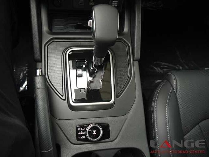 KGM Musso Grand 2.2 e-XDi AWD Black Navi Klimaautom SHZ Temp Tel. -Vorb. PDC Regensen