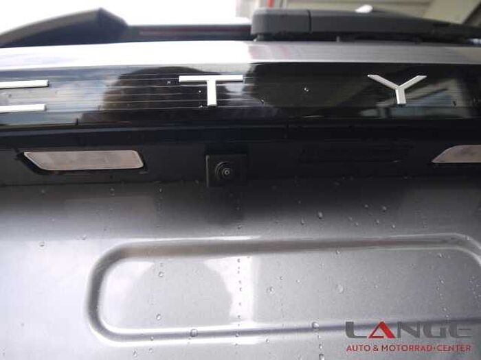 KGM Actyon 1.5 T-GDi Core Automatik Navi Klimaautom SHZ Temp Tel.-Vorb. PDC Regensen