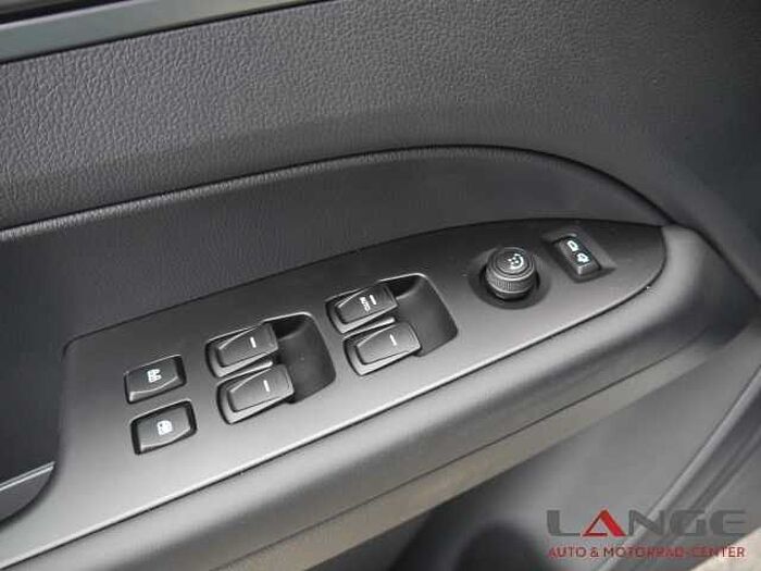 KGM Musso Grand 2.2 e-XDi AWD Lux Navi Klimaautom SHZ Temp Tel. -Vorb. PDC Regensenso