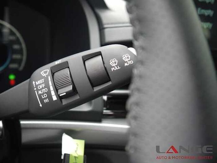 KGM Musso Grand 2.2 e-XDi AWD Bliss Temp Tel. -Vorb. Regensensor BT eFH NSW Tagfahrli