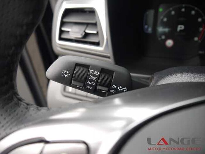 KGM Tivoli 1.5 T-GDi Nomad Automatik Navi SHZ Temp Tel. -Vorb. PDC Regensensor Alu Kl