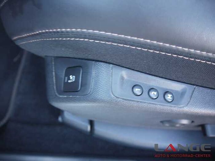 Peugeot 3008 Allure El. Panodach Navi Digitales Cockpit 360 Kamera LED El. Heckklappe 2-