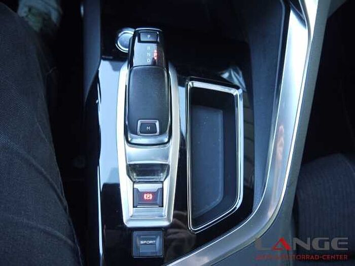 Peugeot 3008 Allure El. Panodach Navi Digitales Cockpit 360 Kamera LED El. Heckklappe 2-