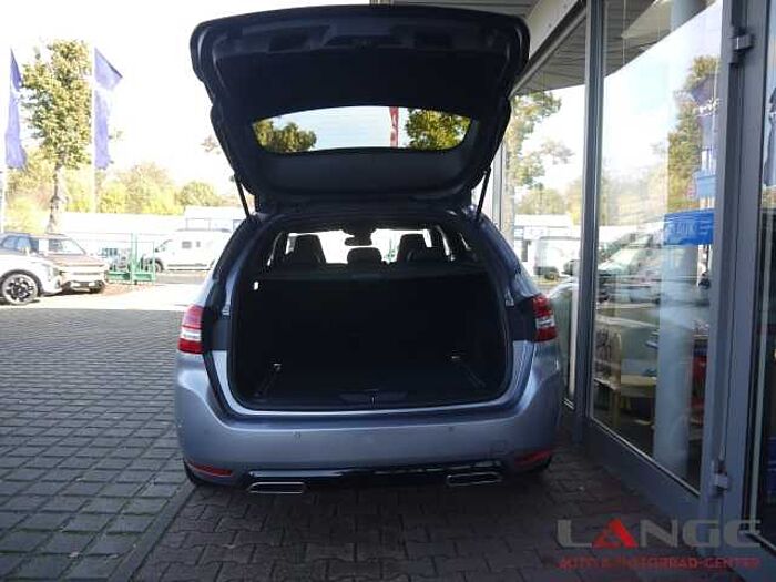 Peugeot 308 1.2 e-THP PureTech 130 SW Allure Sportpaket Panorama Navi Leder Soundsystem