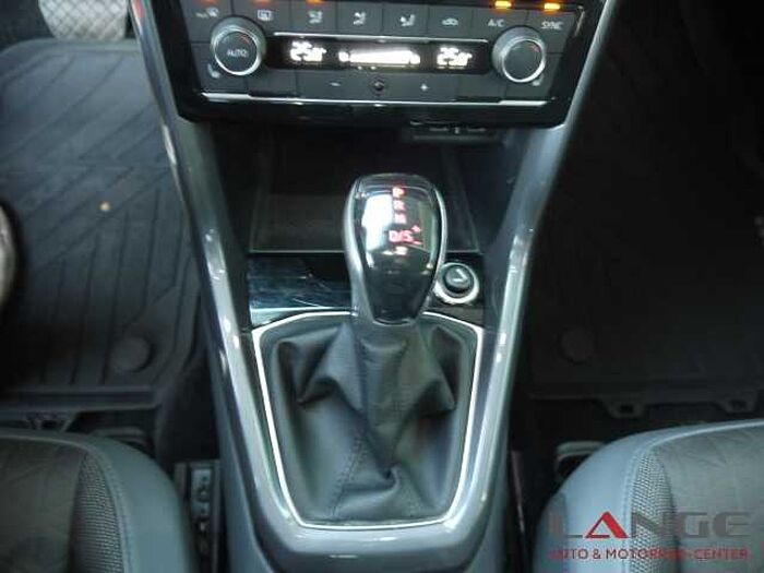 Volkswagen T-Cross 1.0 DSG Style Automatik Navi LED ACC Apple CarPlay Android Auto Mehrzone