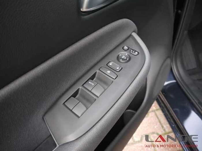 Honda Jazz i-MMD Hybrid 1.5 AT Elegance Navi LED ACC Apple CarPlay Android Auto Klimaa