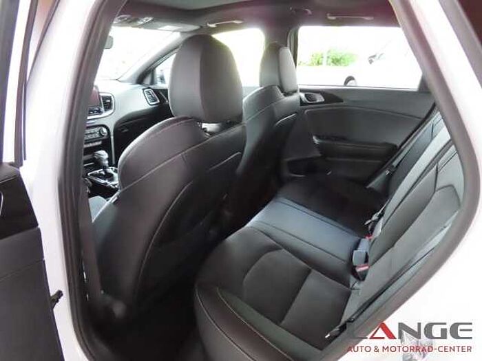Kia Cee'd Sportswagon GT Line 1.5 T-GDI EU6e 1.5T DCT7 GTL TEC LE Leder Ceed
