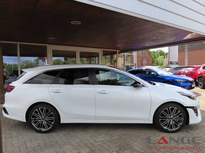 Kia Cee'd Sportswagon GT Line 1.5 T-GDI EU6e 1.5T DCT7 GTL TEC LE Leder Ceed