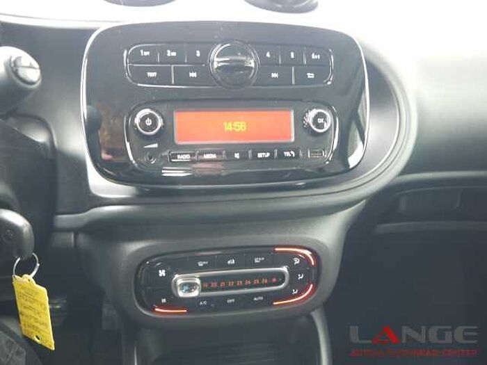 Smart fortwo coupe electric drive Bluetooth Radio Klimaanlage