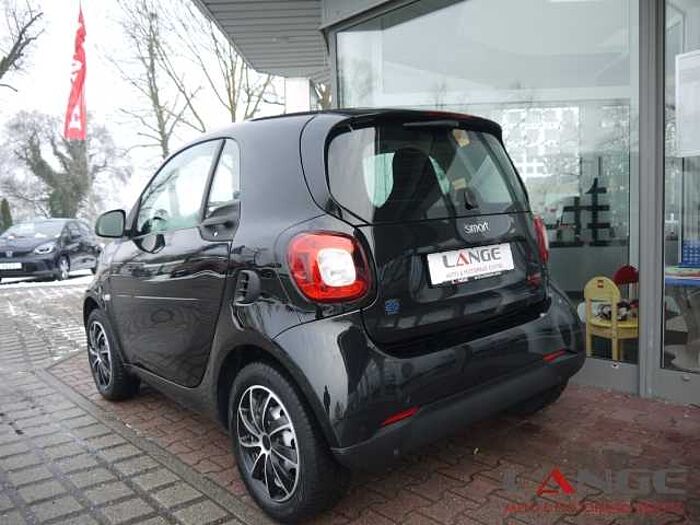 Smart fortwo coupe electric drive Bluetooth Radio Klimaanlage