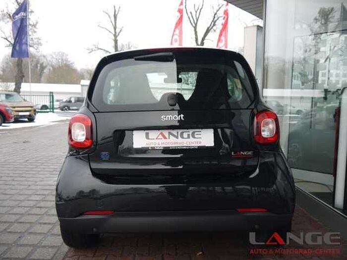 Smart fortwo coupe electric drive Bluetooth Radio Klimaanlage