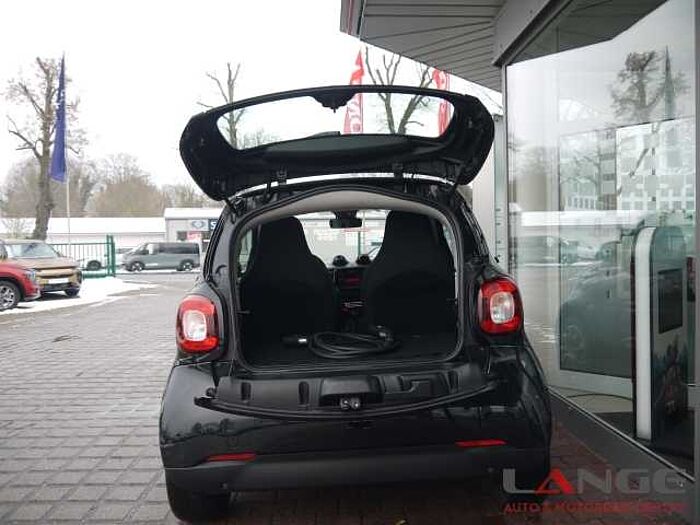 Smart fortwo coupe electric drive Bluetooth Radio Klimaanlage