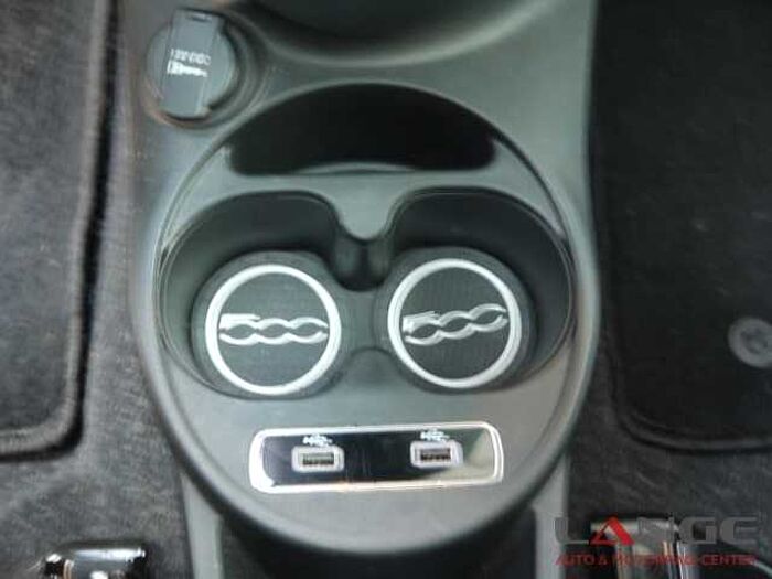 Fiat 500 Lim. Dolcevita Navi Apple CarPlay Android Auto Klimaautom Musikstreaming DAB