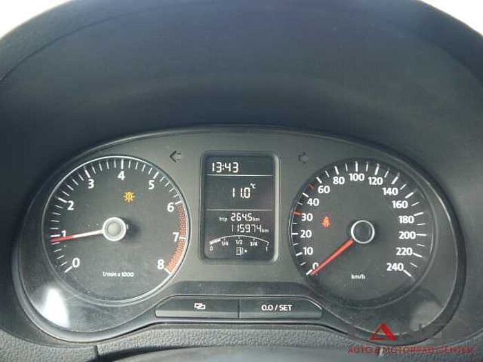 Volkswagen Polo V Trendline Berganfahrass. GA Klima teilb.Rücksb MP3 CD met. eFH Tagfahrlic