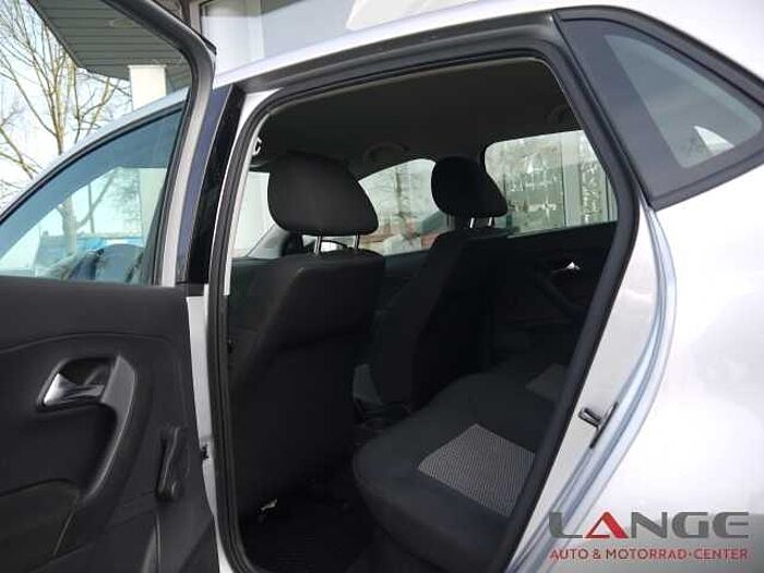 Volkswagen Polo V Trendline Berganfahrass. GA Klima teilb.Rücksb MP3 CD met. eFH Tagfahrlic
