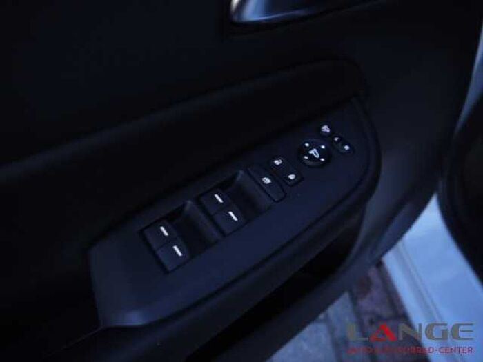 Honda Jazz i-MMD Hybrid 1.5 AT Advance Navi LED ACC Apple CarPlay Android Auto WLAN DA