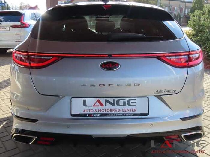 Kia ProCee'd 1.6T DCT GT El. Panodach Navi Leder Digitales Cockpit Soundsystem JBL L ProCeed